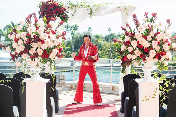 Elvis weddings - Orlando Elvis in Red 